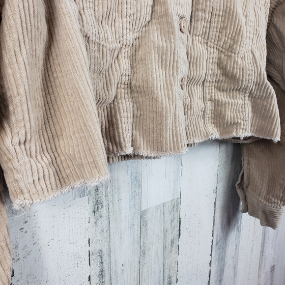 Forever 21 Corduroy tan raw hem cropped jacket women's size small - Picture 3 of 8